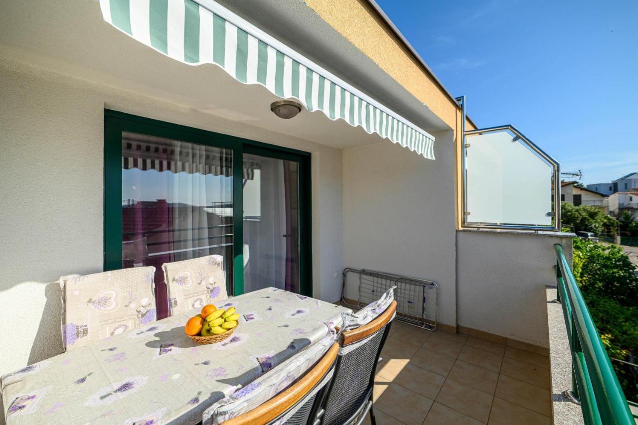 Apartments Vala Zaboric - With Boat Mooring Luaran gambar