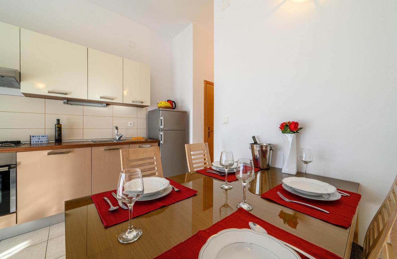 Apartments Vala Zaboric - With Boat Mooring Luaran gambar