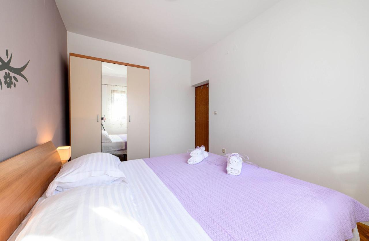 Apartments Vala Zaboric - With Boat Mooring Luaran gambar