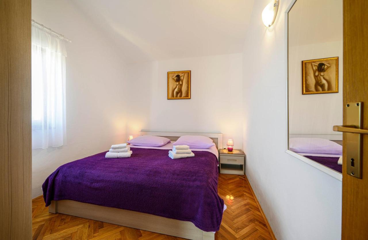 Apartments Vala Zaboric - With Boat Mooring Luaran gambar