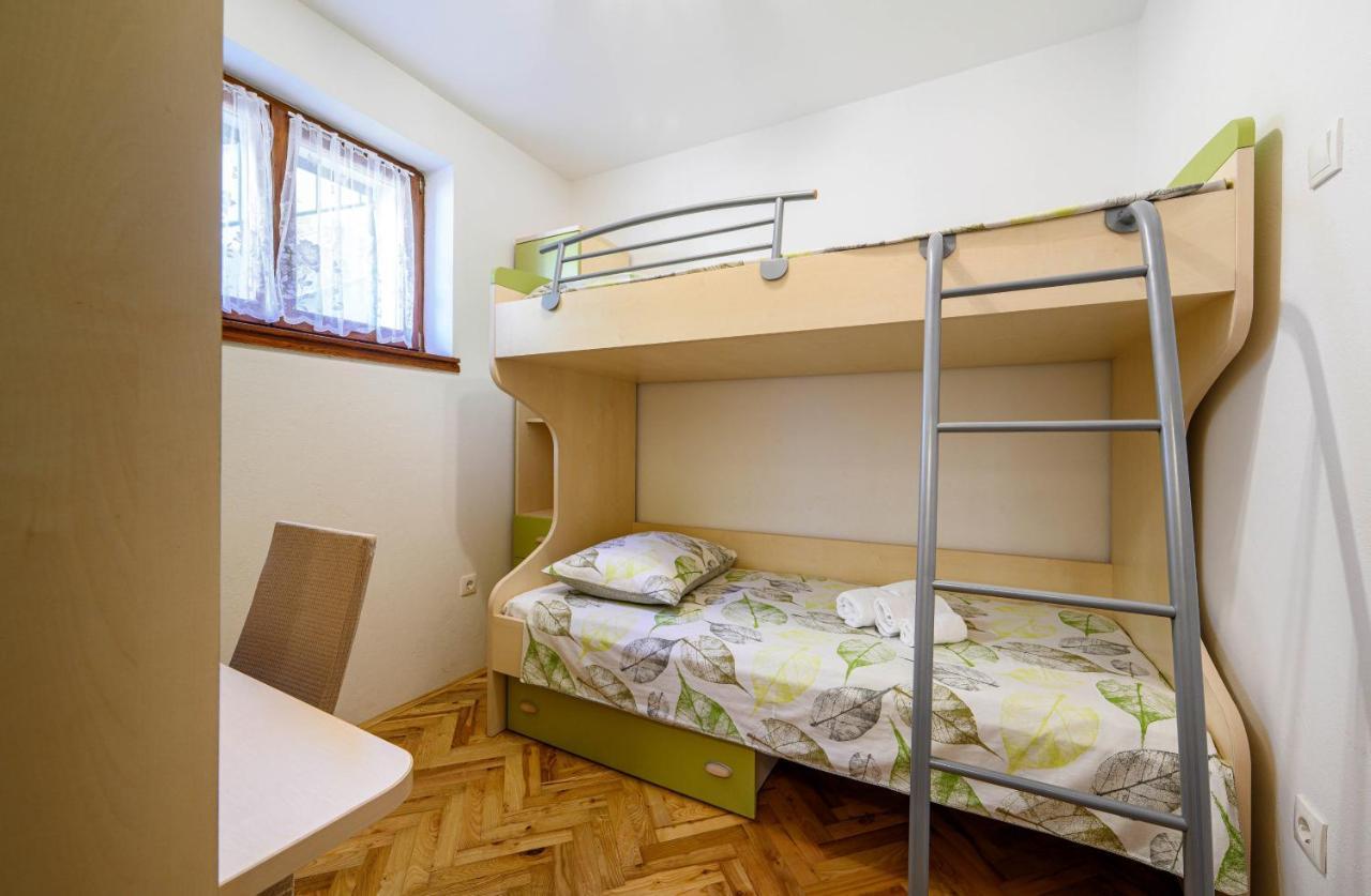 Apartments Vala Zaboric - With Boat Mooring Luaran gambar
