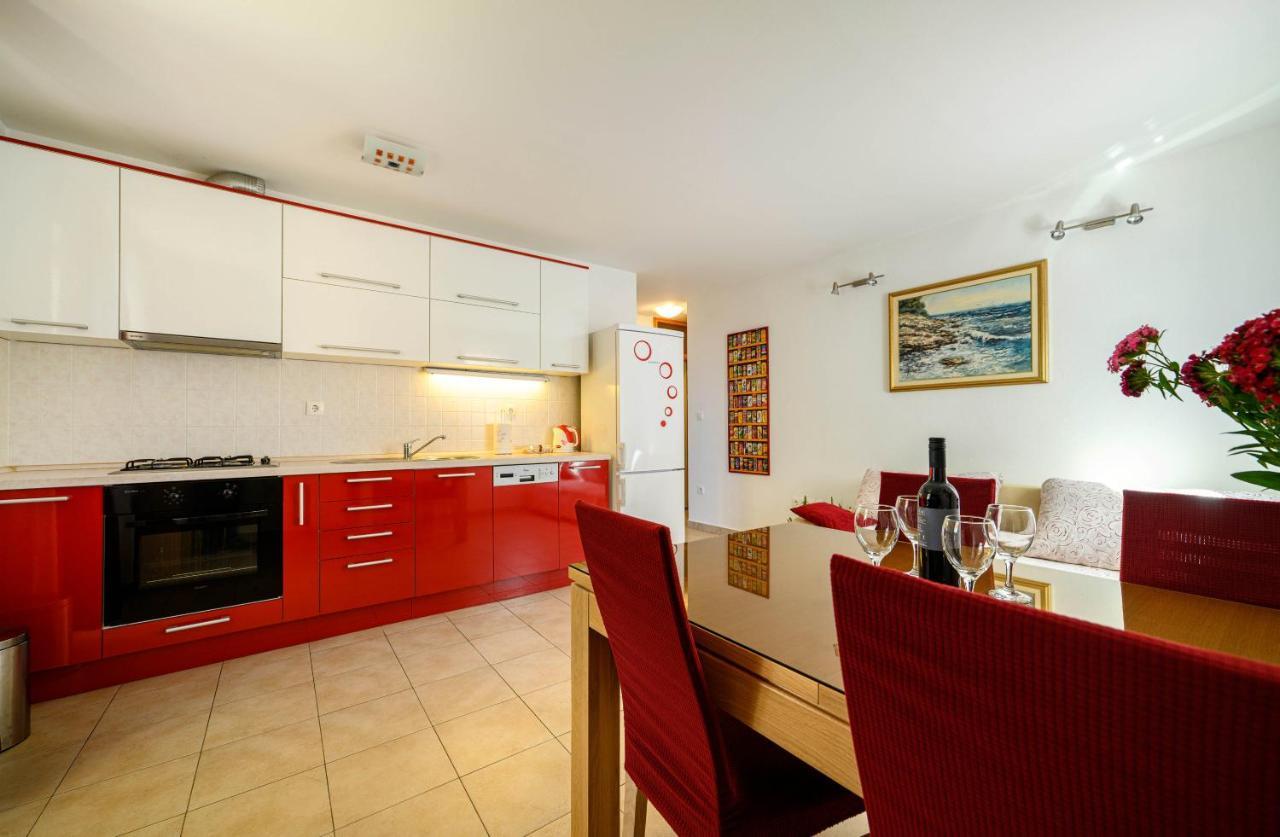 Apartments Vala Zaboric - With Boat Mooring Luaran gambar