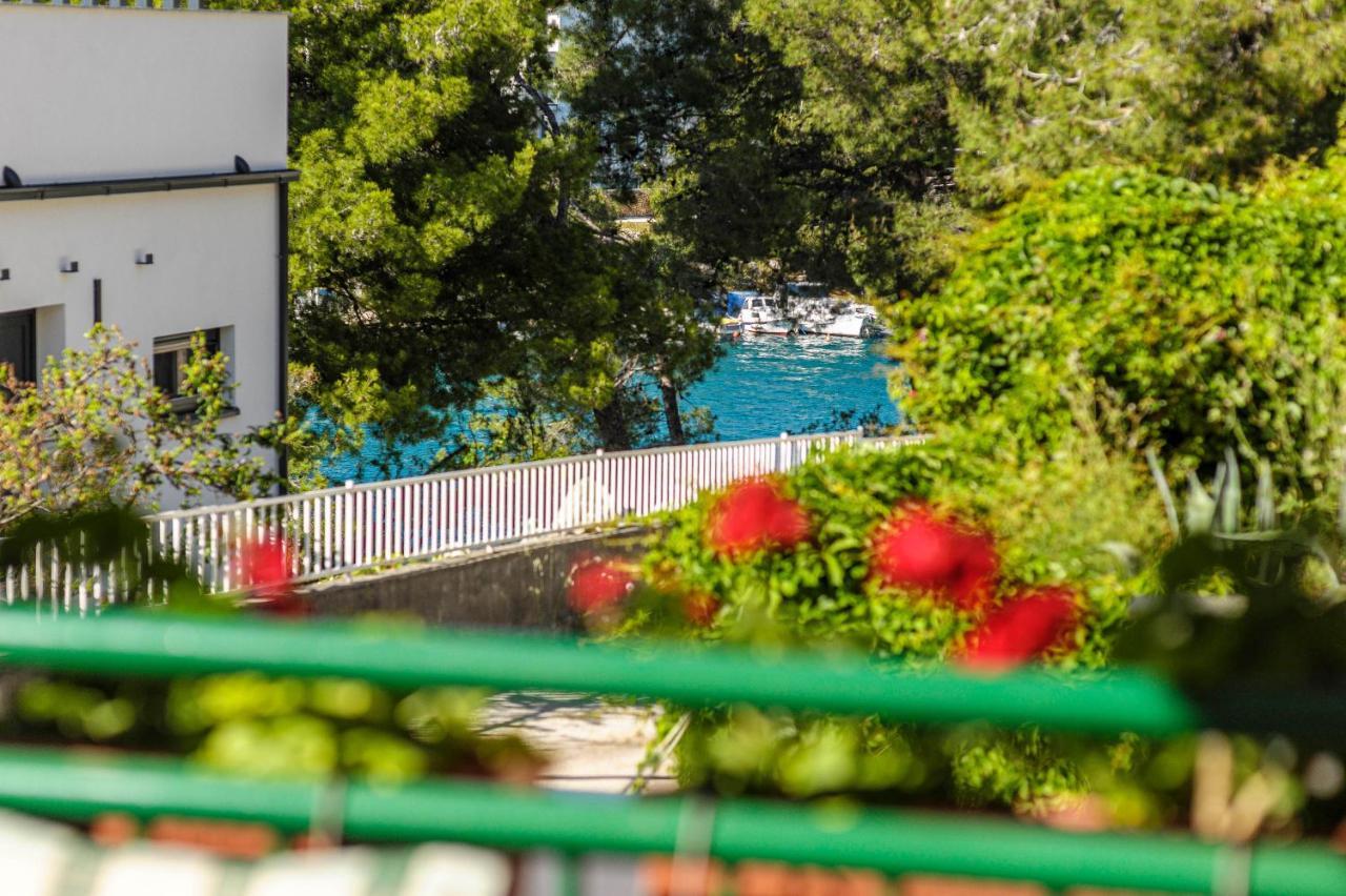 Apartments Vala Zaboric - With Boat Mooring Luaran gambar