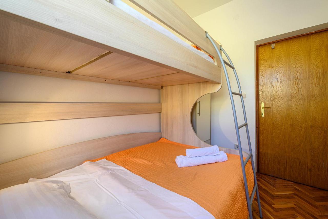Apartments Vala Zaboric - With Boat Mooring Luaran gambar