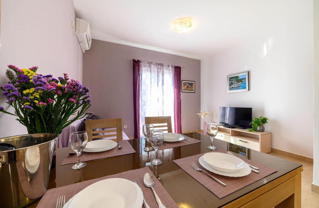 Apartments Vala Zaboric - With Boat Mooring Luaran gambar