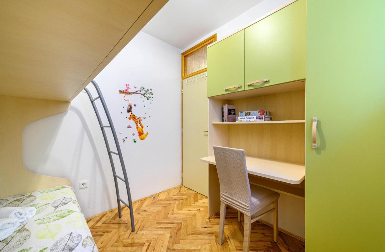 Apartments Vala Zaboric - With Boat Mooring Luaran gambar