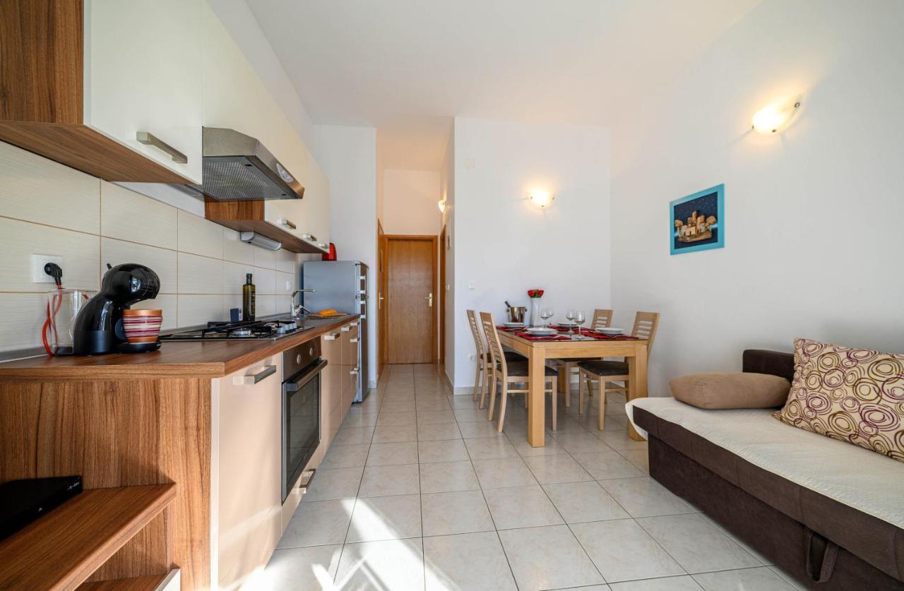 Apartments Vala Zaboric - With Boat Mooring Luaran gambar