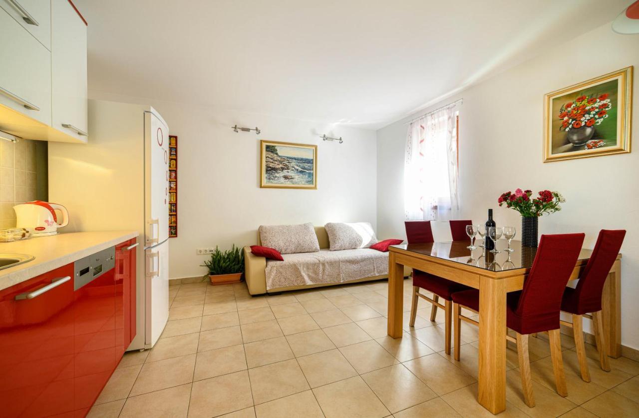 Apartments Vala Zaboric - With Boat Mooring Luaran gambar